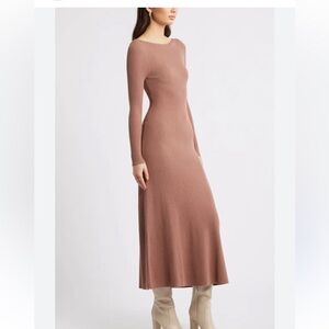 City Lights Peach Long Sleeve Ribbed Maxi Dress. Size Large